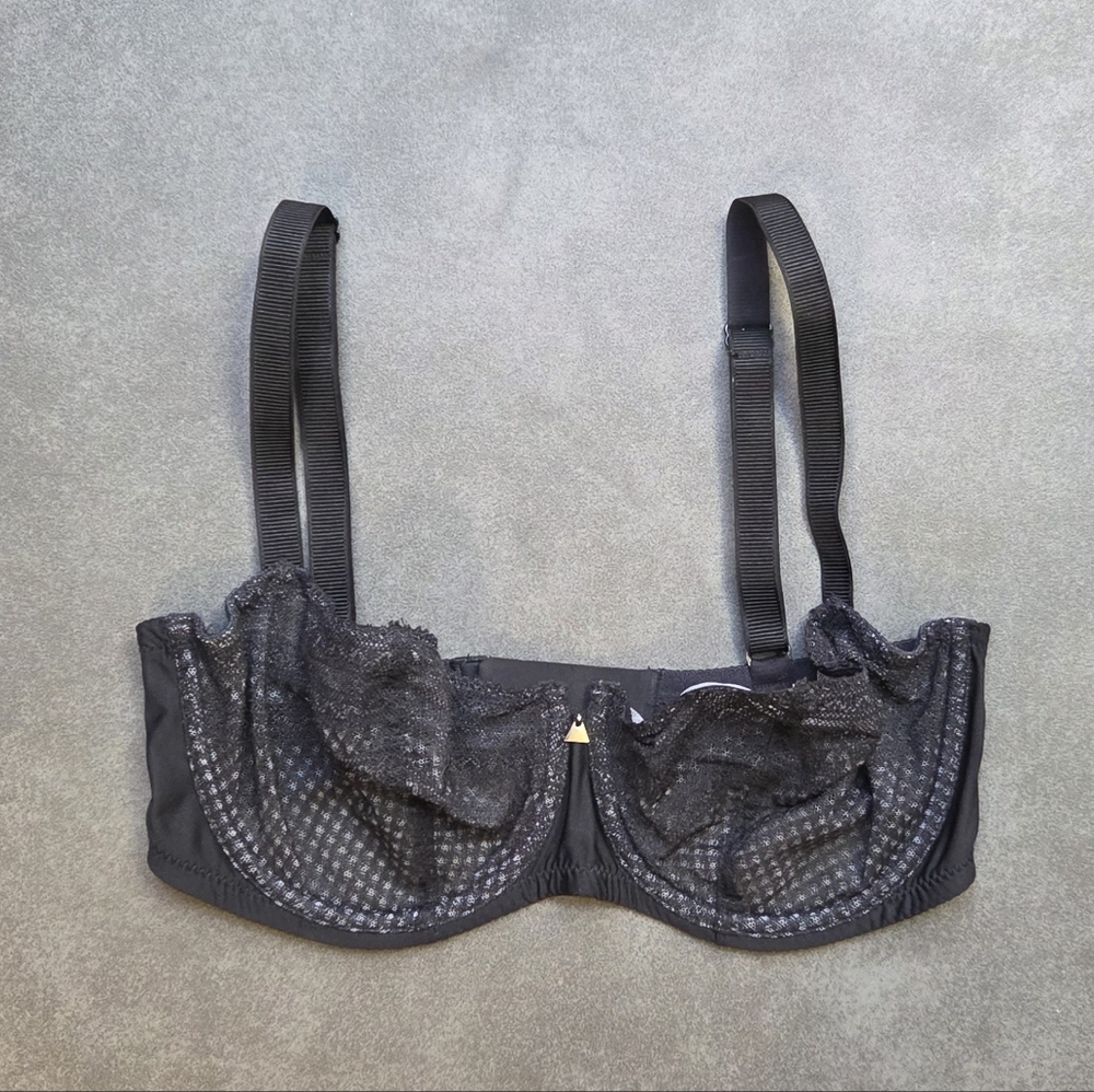 Passionata By Chantelle Underwire Bra 32DD